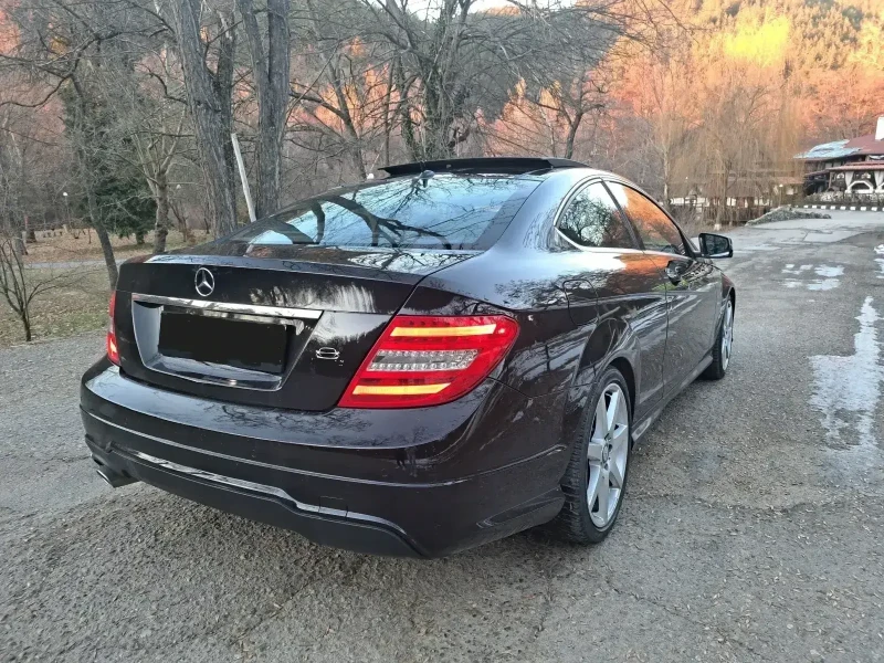 Mercedes-Benz C 220 AMG SPORT COUPE 7G-TRONIC, снимка 3 - Автомобили и джипове - 47077010