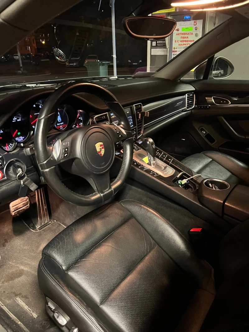 Porsche Panamera 4 FACELIFT, снимка 5 - Автомобили и джипове - 48287683