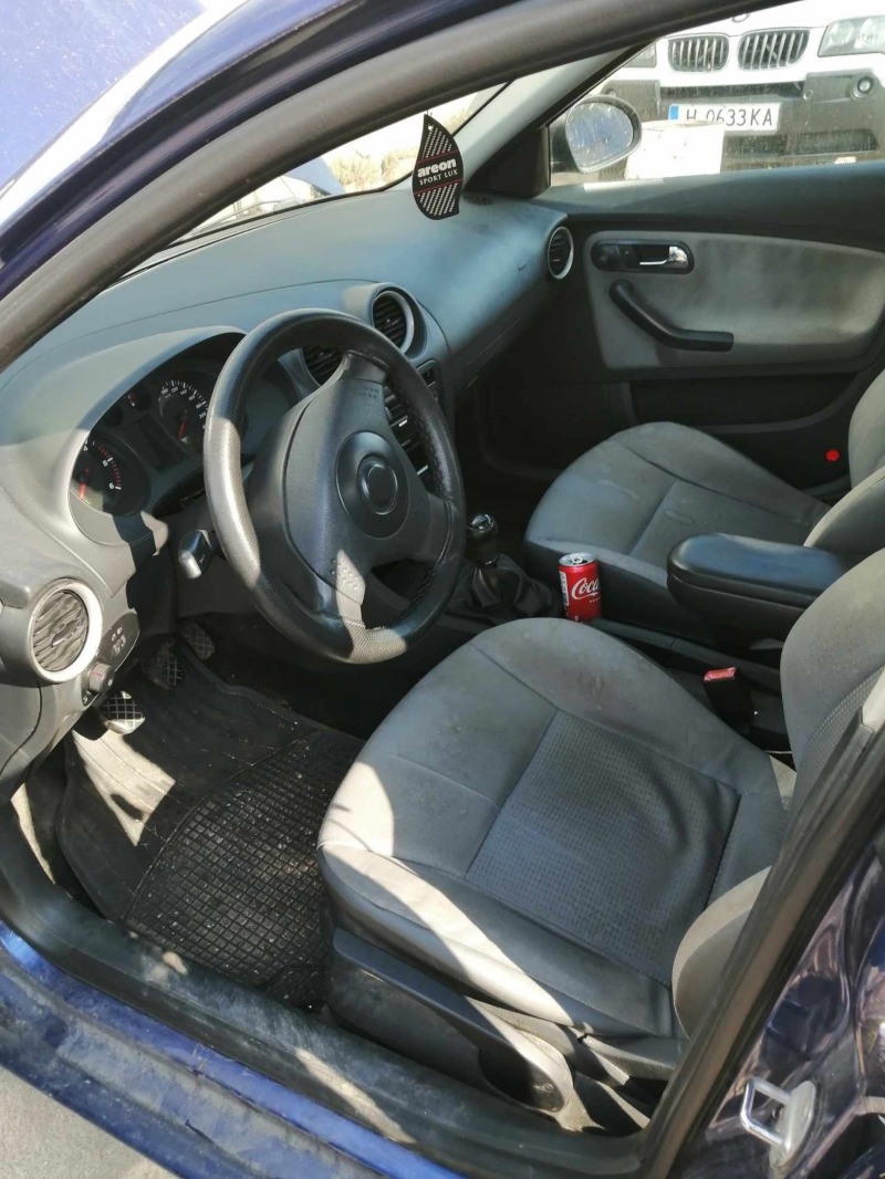 Seat Ibiza, снимка 15 - Автомобили и джипове - 46474563
