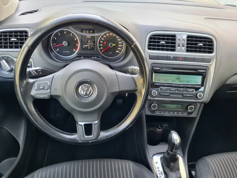 VW Polo 1.2TSI DSG ШВЕЙЦАРИЯ, снимка 15 - Автомобили и джипове - 47378826