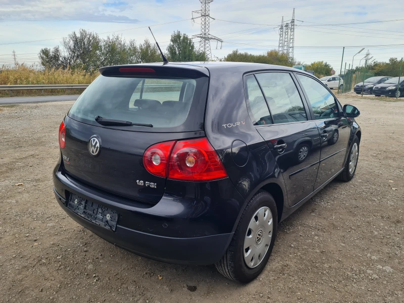 VW Golf 1.6i , снимка 3 - Автомобили и джипове - 47522923