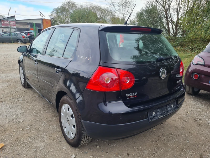 VW Golf 1.6i , снимка 4 - Автомобили и джипове - 47522923