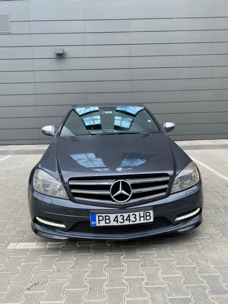 Mercedes-Benz C 320, снимка 1 - Автомобили и джипове - 48112355