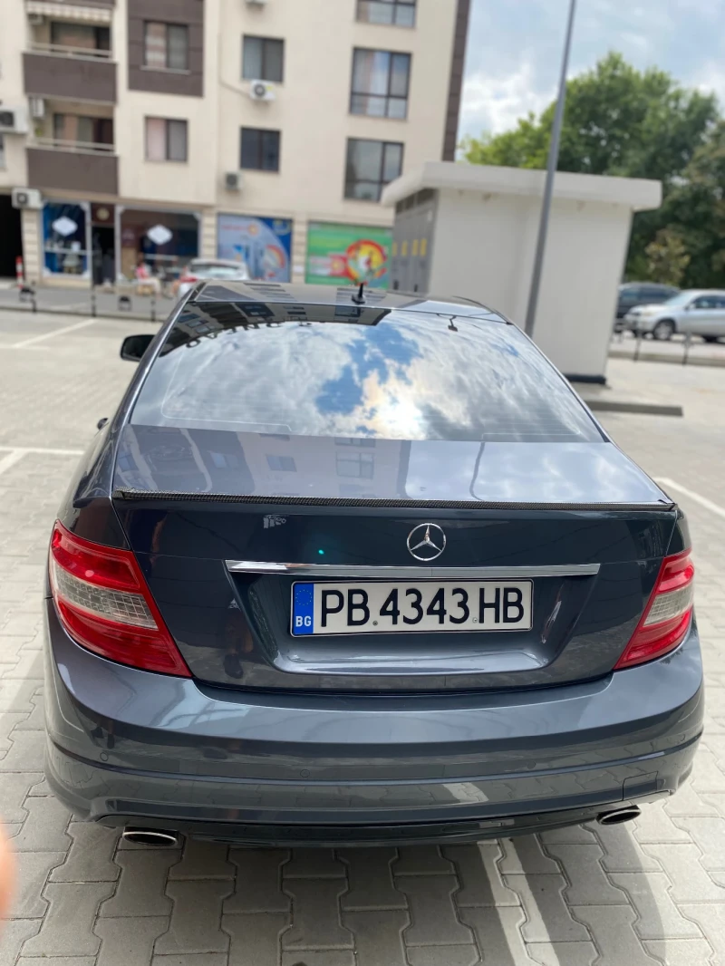 Mercedes-Benz C 320, снимка 4 - Автомобили и джипове - 48112355