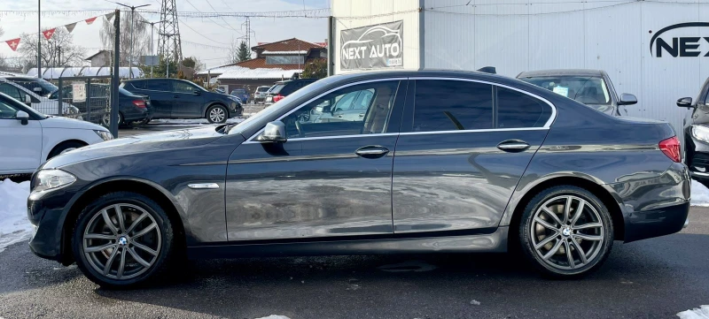 BMW 530 D 245HP НАВИ КОЖА, снимка 8 - Автомобили и джипове - 48713561