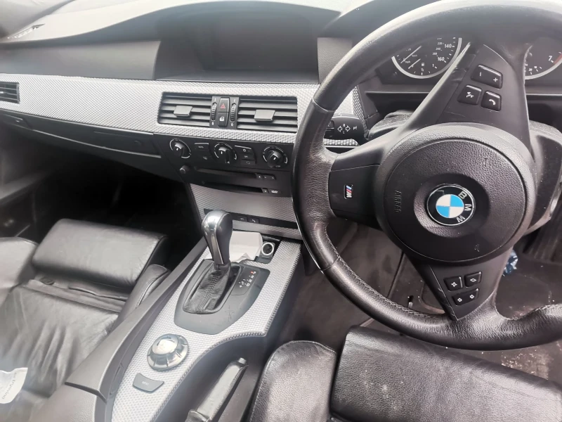 BMW 523 2.3i n52, снимка 8 - Автомобили и джипове - 49360256