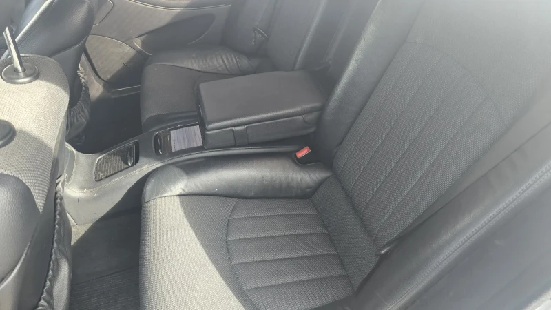 Mercedes-Benz CLS 320, снимка 7 - Автомобили и джипове - 52318918