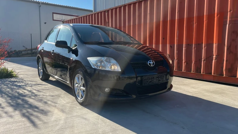 Toyota Auris 1.6 VVT-i 180000km, снимка 2 - Автомобили и джипове - 52771624