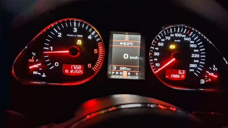 Audi A6 Quattro 3.0 TDI, снимка 5 - Автомобили и джипове - 52847424