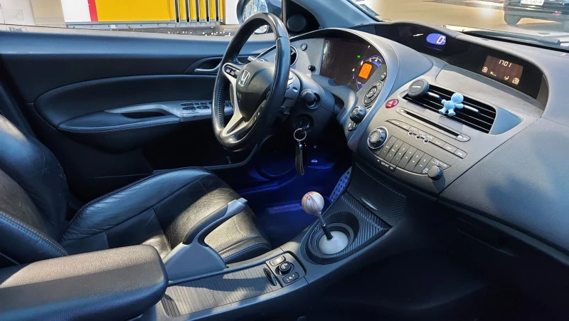 Honda Civic Executive , снимка 13 - Автомобили и джипове - 52966628
