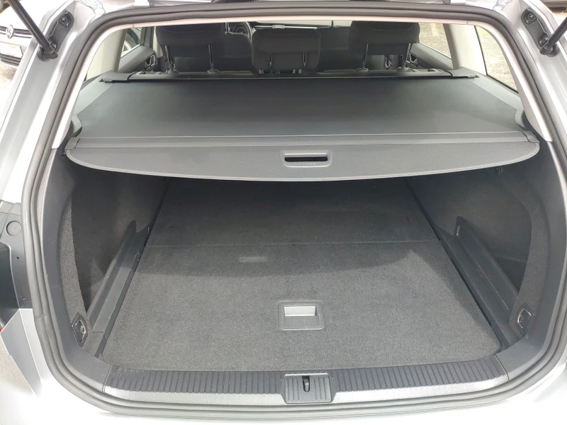 VW Passat 2.0TDI-Изключително запазен!, снимка 16 - Автомобили и джипове - 53523470