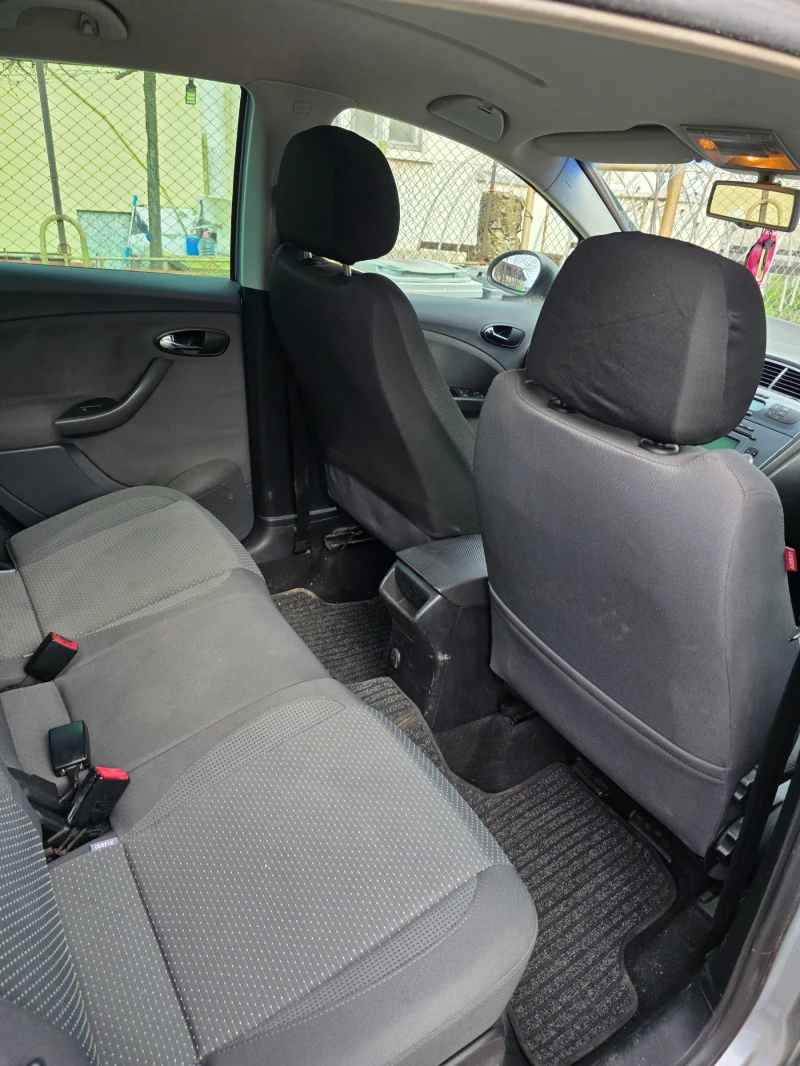 Seat Altea 1.6, снимка 8 - Автомобили и джипове - 53579973