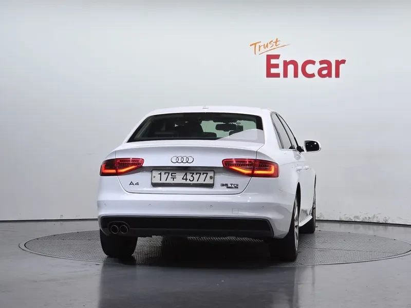 Audi A4 2.0 TDI - САМО 30% АВАНС, снимка 4 - Автомобили и джипове - 56114897