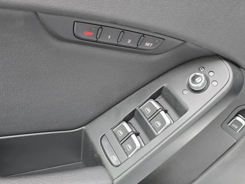 Audi A4 2.0 TDI - САМО 30% АВАНС, снимка 14 - Автомобили и джипове - 56114897