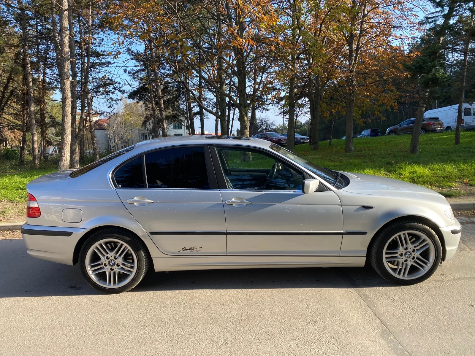 BMW 330, снимка 1