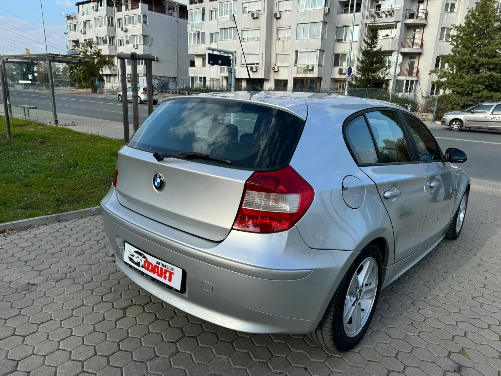 BMW 118 2.0D - изображение 4