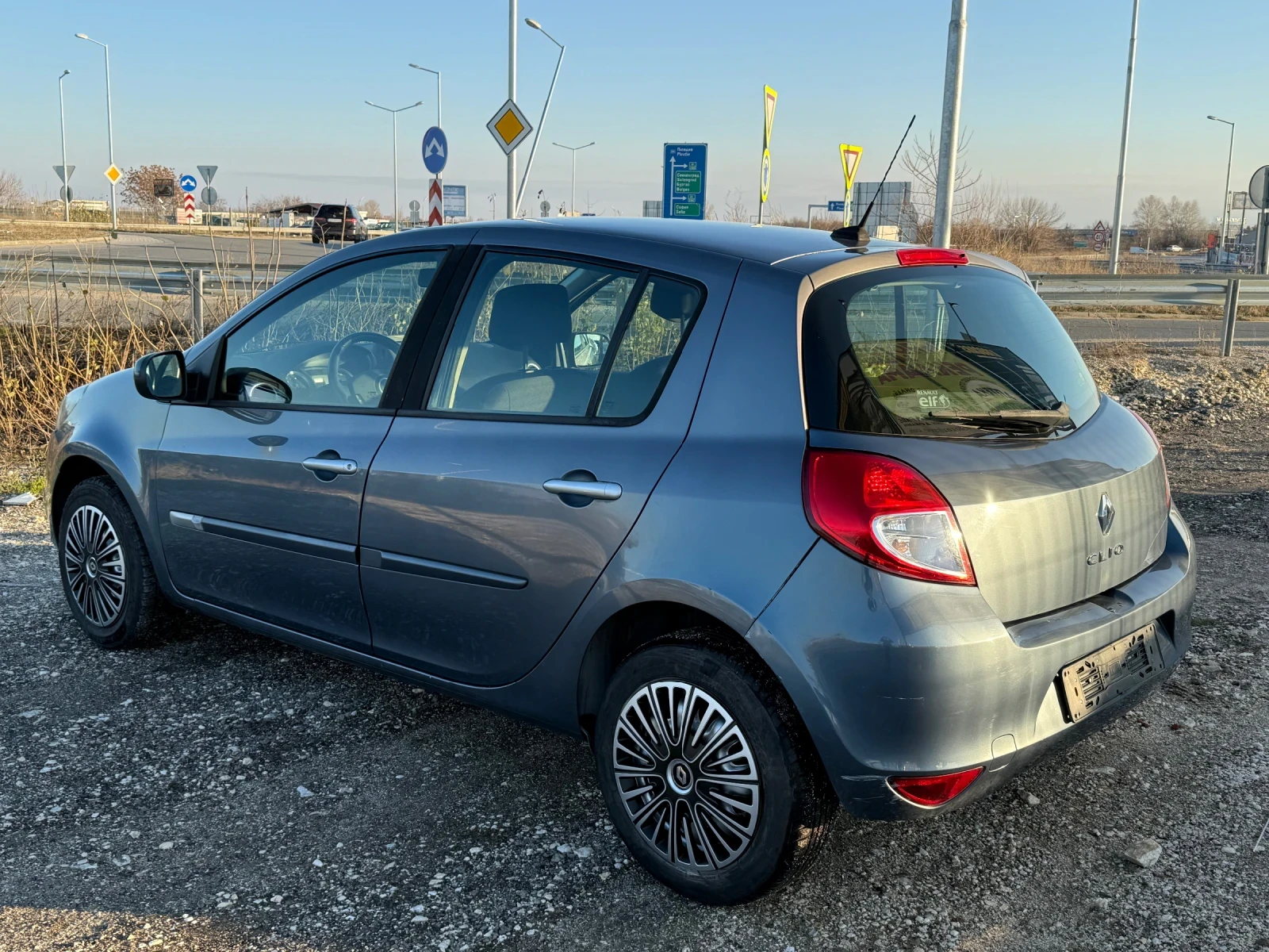 Renault Clio 1.2 БЕНЗИН - изображение 5