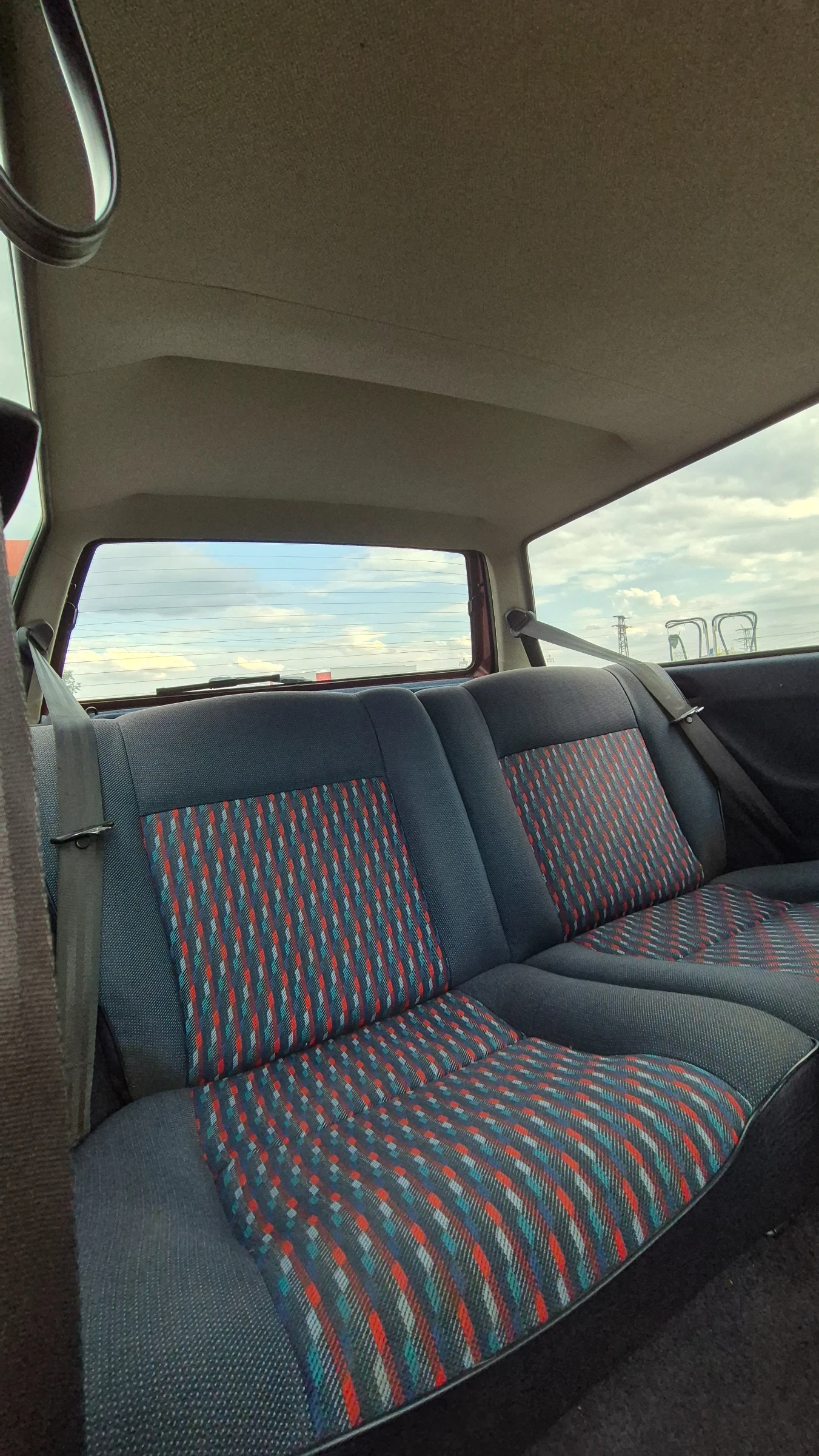 VW Polo 1.0i - изображение 10