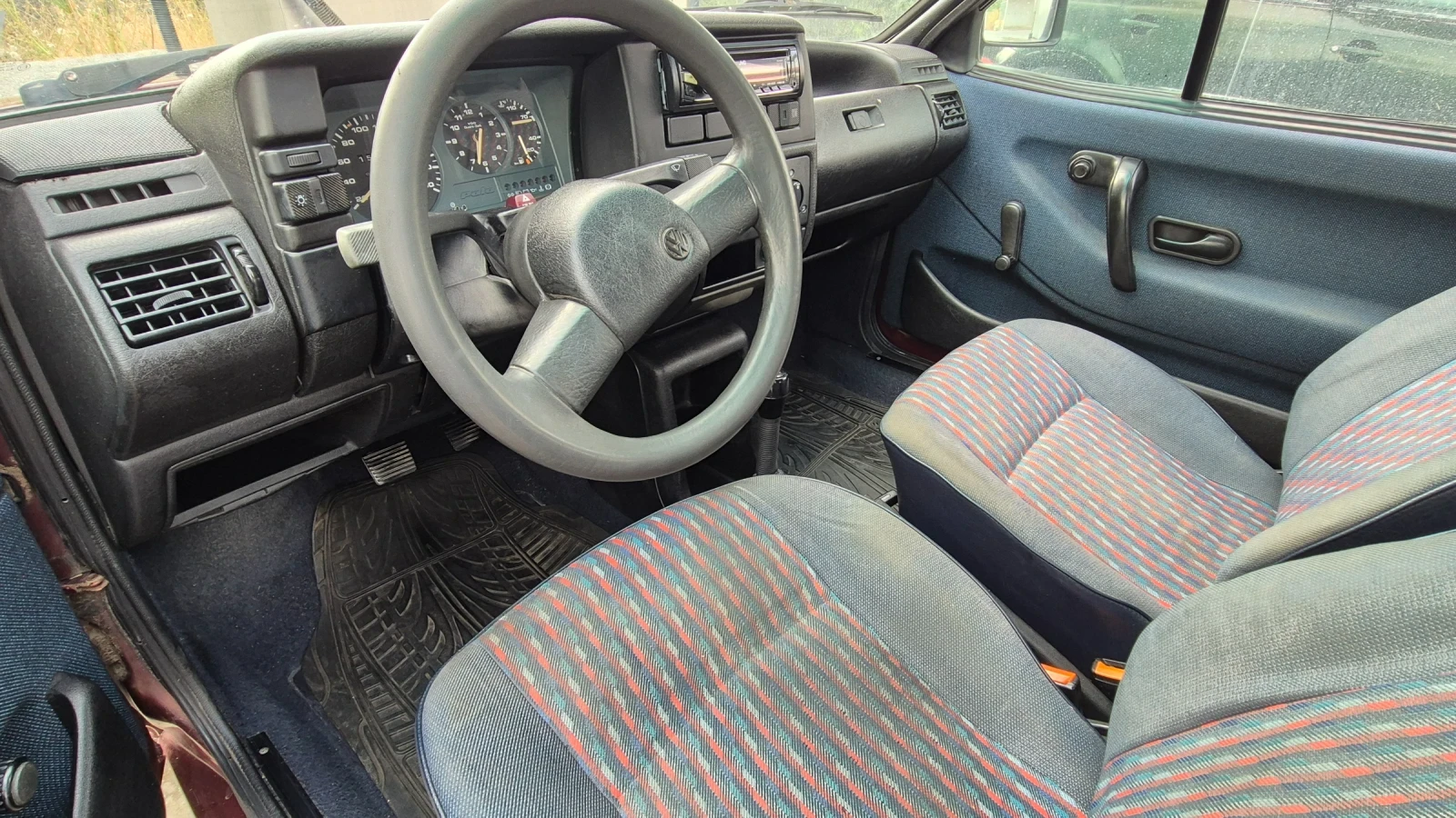 VW Polo 1.0i - изображение 6