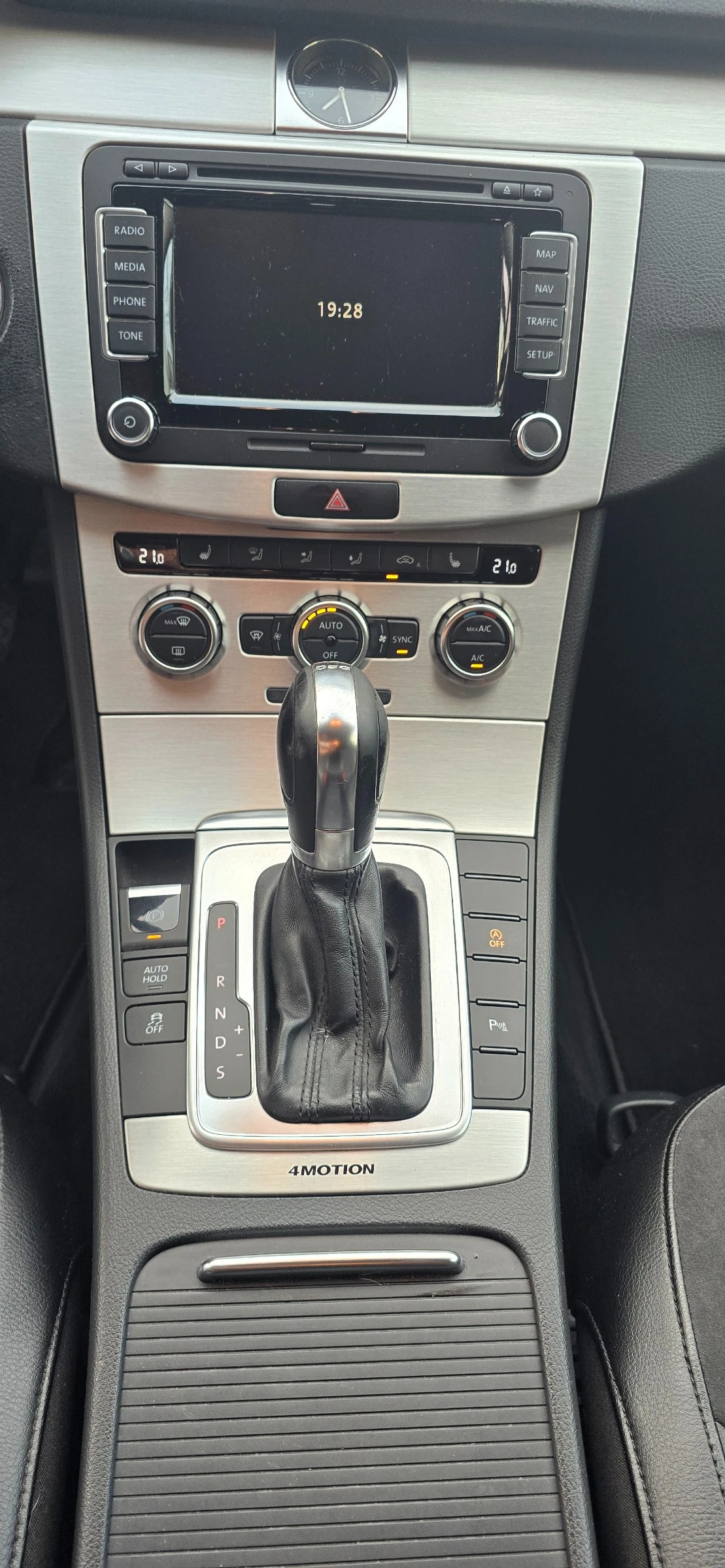 VW Passat  - изображение 7