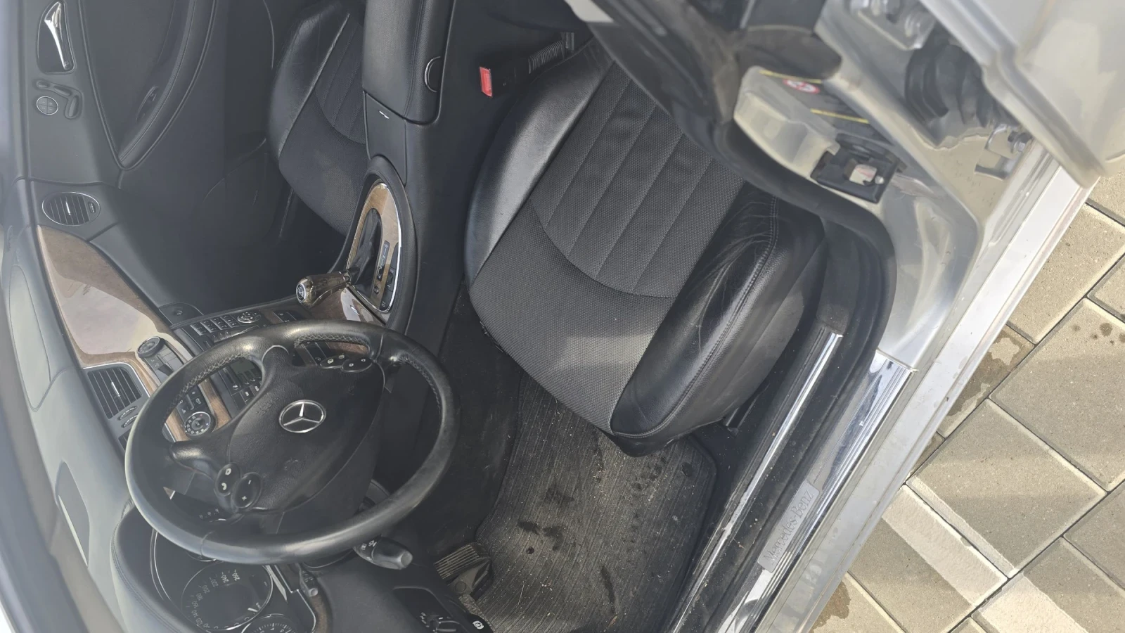 Mercedes-Benz CLS 320  - изображение 6