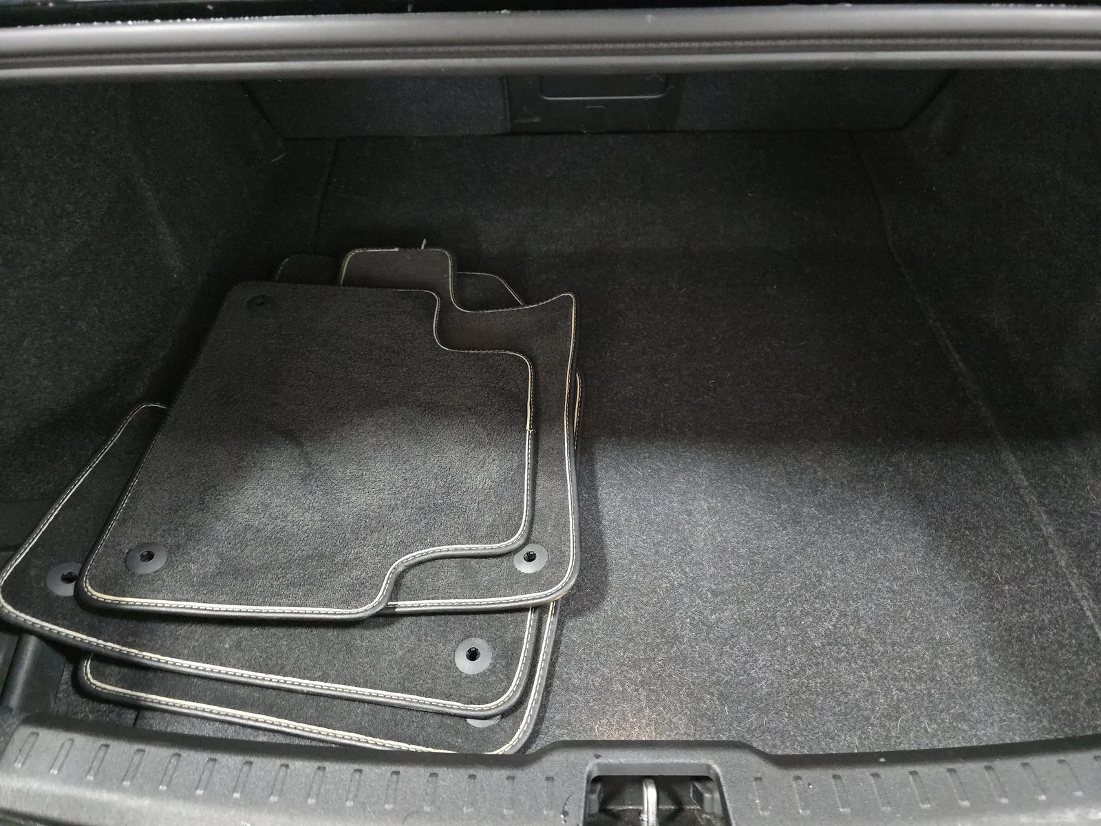 Volvo S60 T6 R-Design | Mobile.bg   14