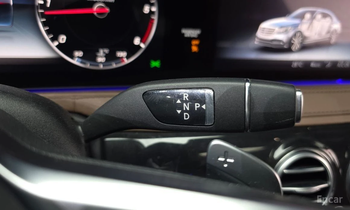 Mercedes-Benz S 350  - изображение 9