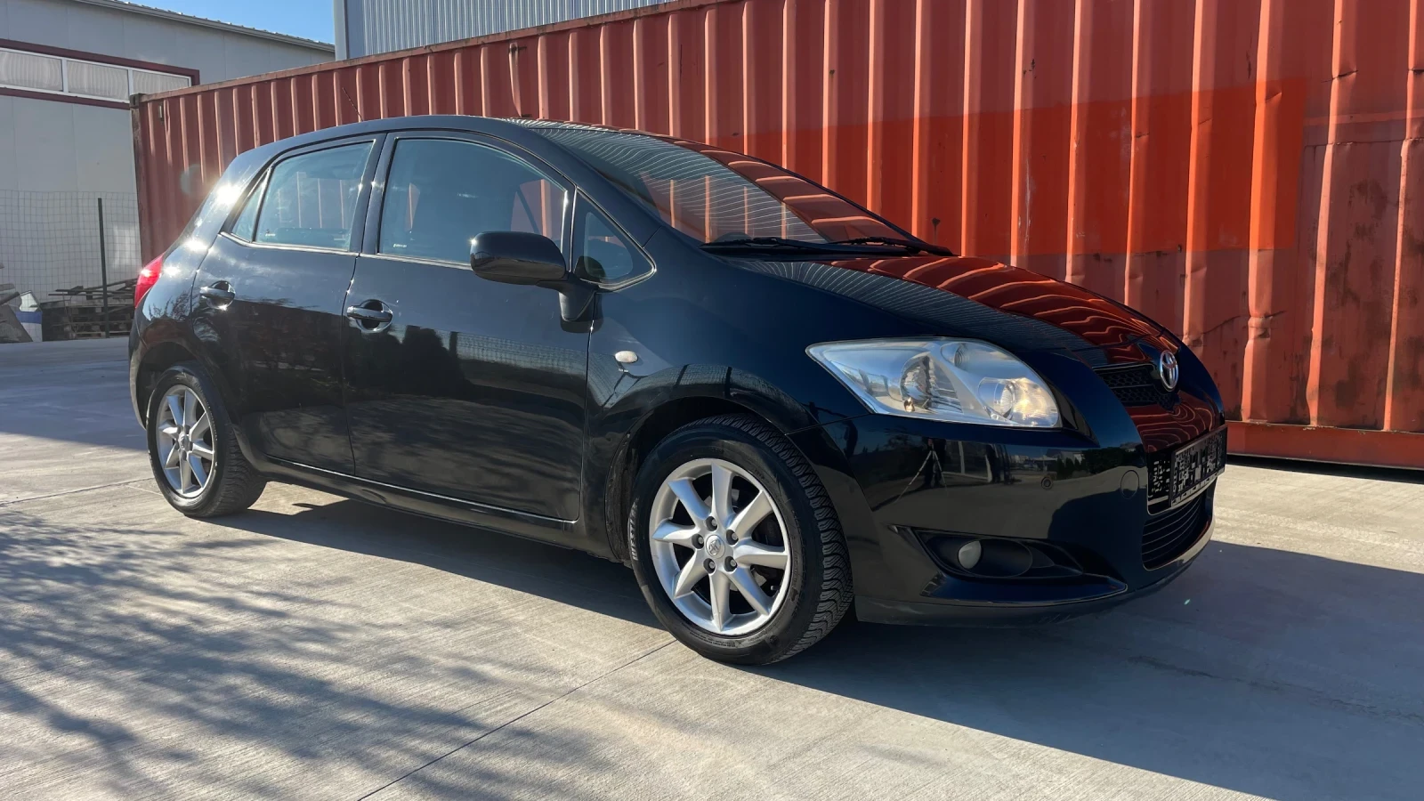 Toyota Auris 1.6 VVT-i 180000km - изображение 3