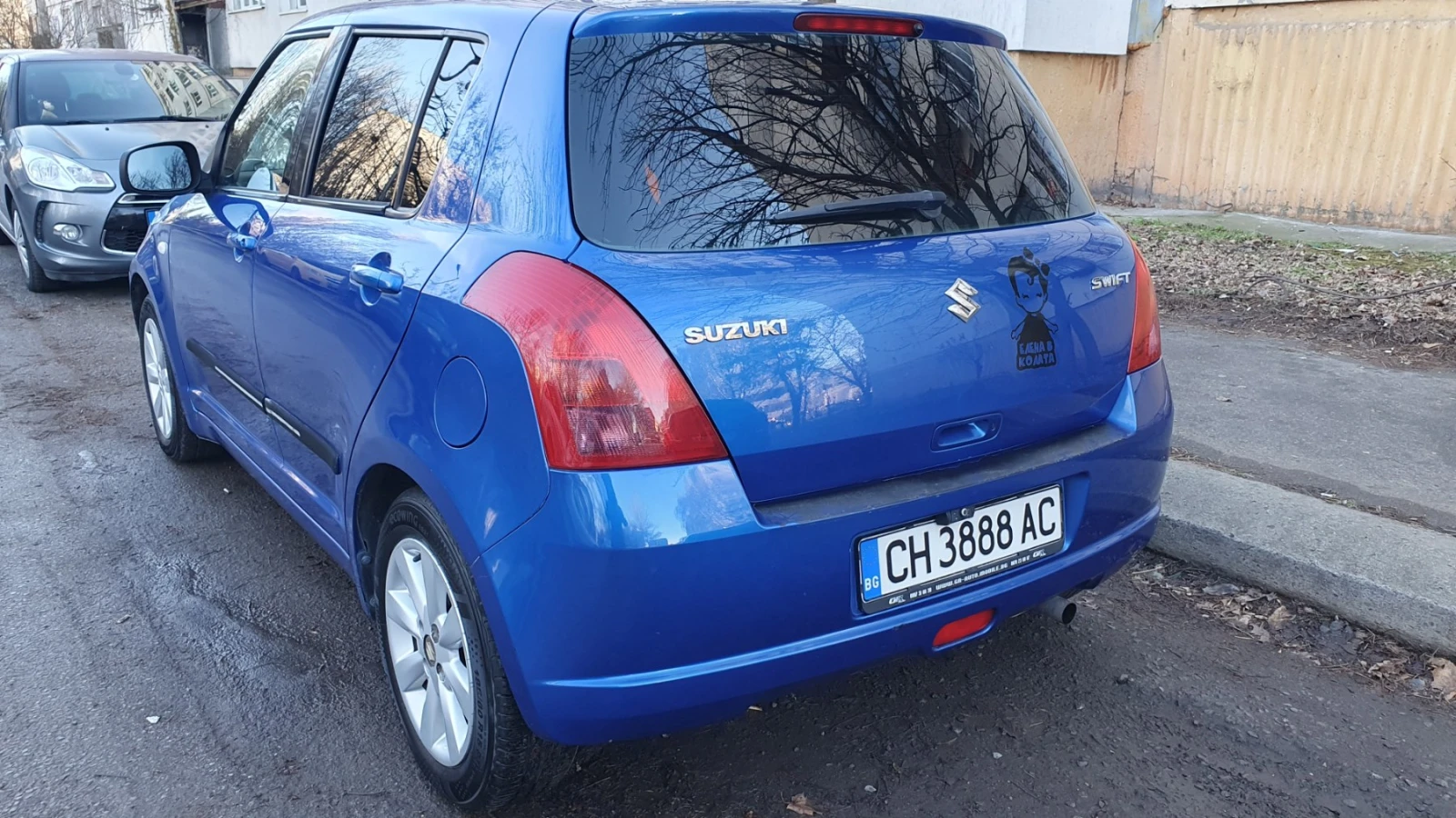 Suzuki Swift 1.3i Автоматик 4вр. - изображение 7