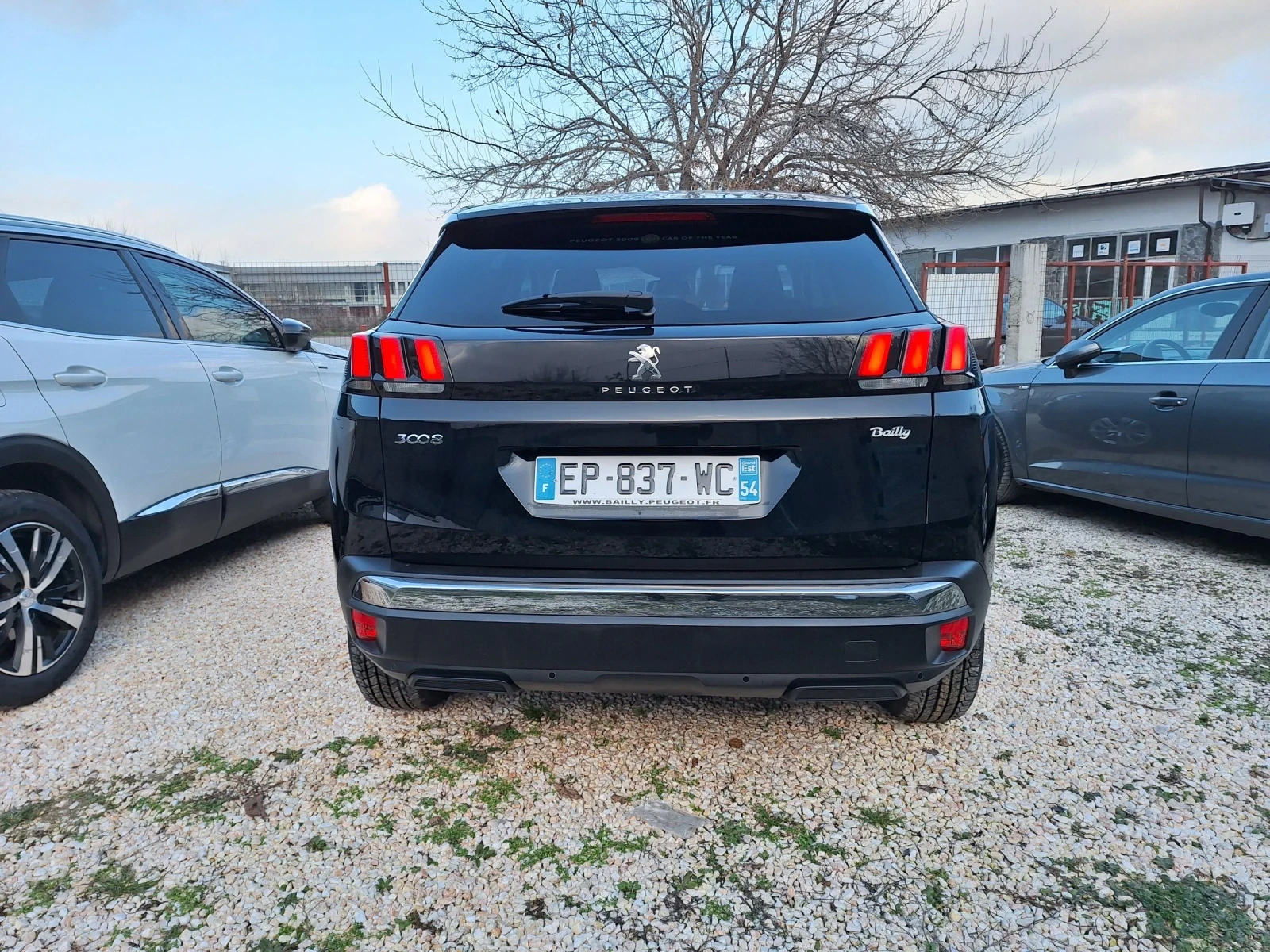 Peugeot 3008 1.6d* Автоматик/Навигация/Лед/Топ/2018г* , снимка 6 - Автомобили и джипове - 53649122