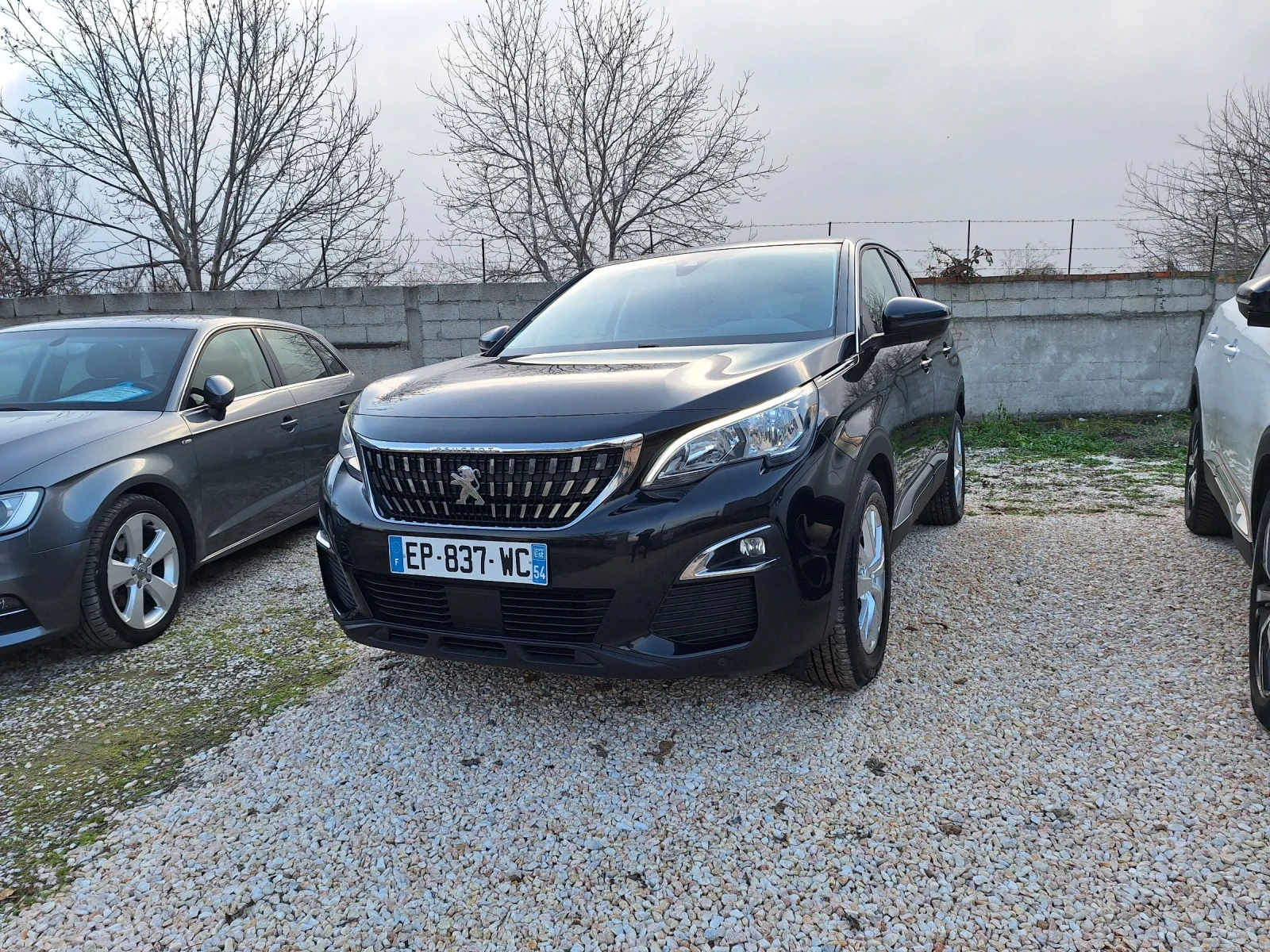 Peugeot 3008 1.6d* Автоматик/Навигация/Лед/Топ/2018г* , снимка 3 - Автомобили и джипове - 53649122