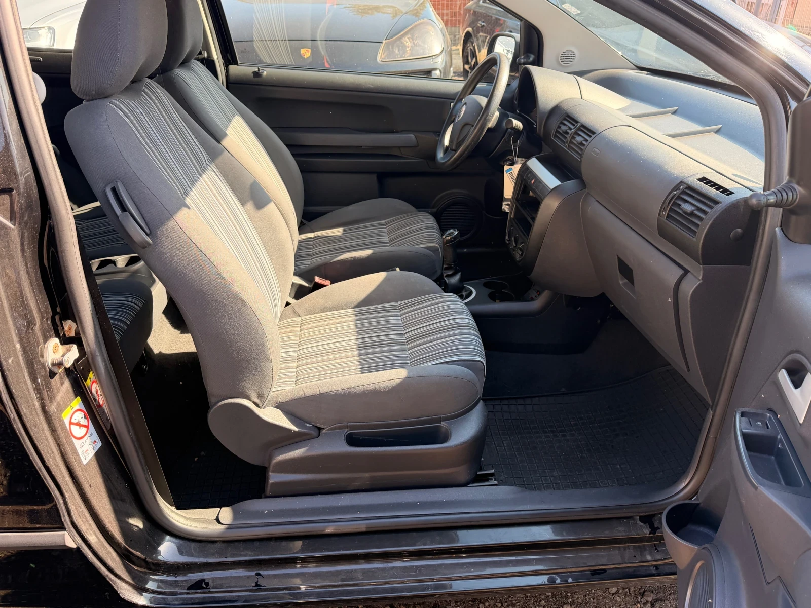 VW Fox, снимка 13 - Автомобили и джипове - 53766131