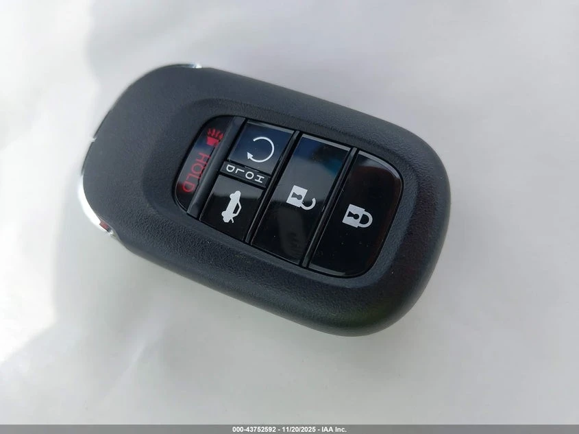 Honda Accord 2.0l Hybrid Sport, снимка 11 - Автомобили и джипове - 53773667