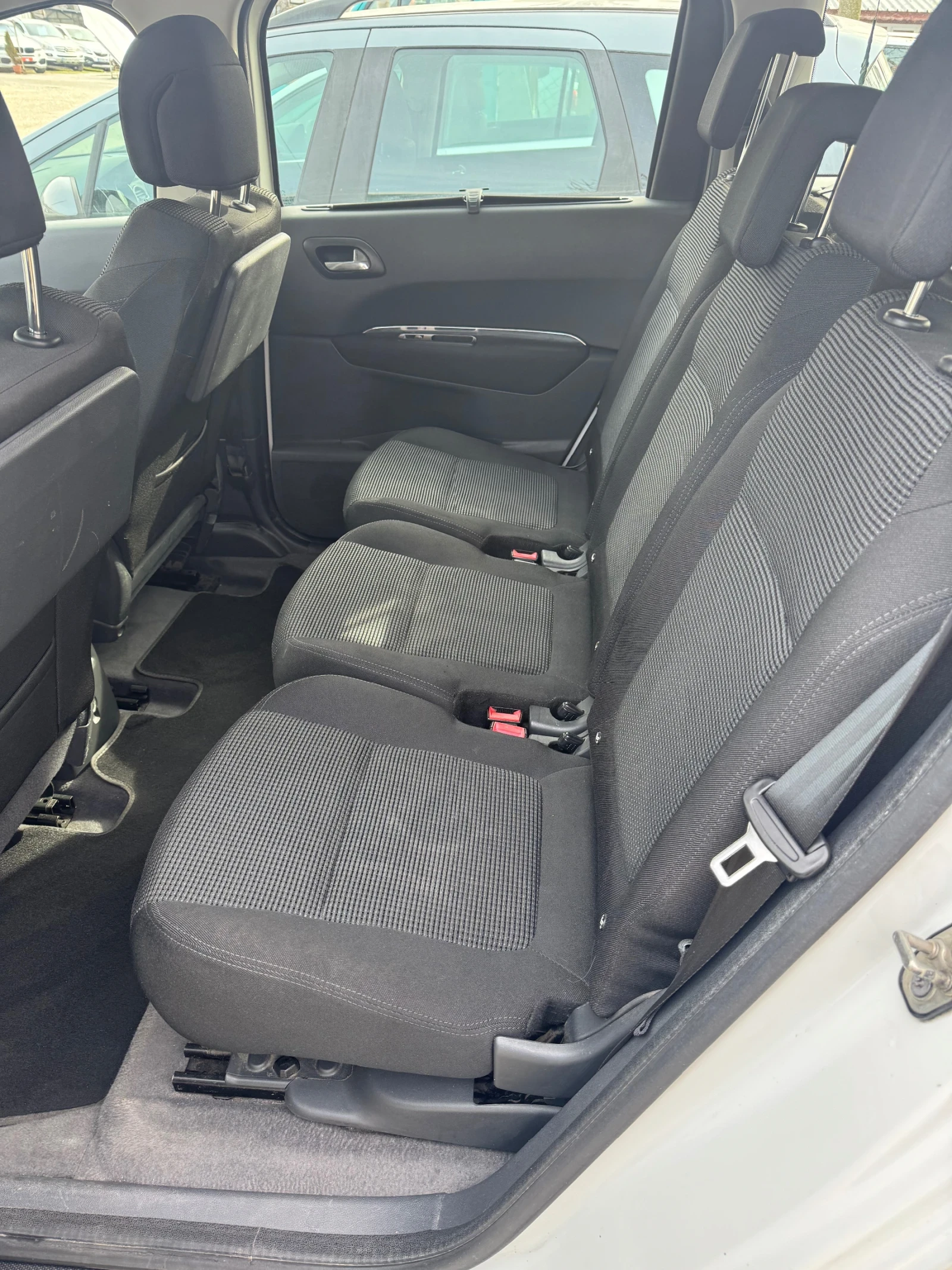 Peugeot 5008 | Mobile.bg � ����������� 9