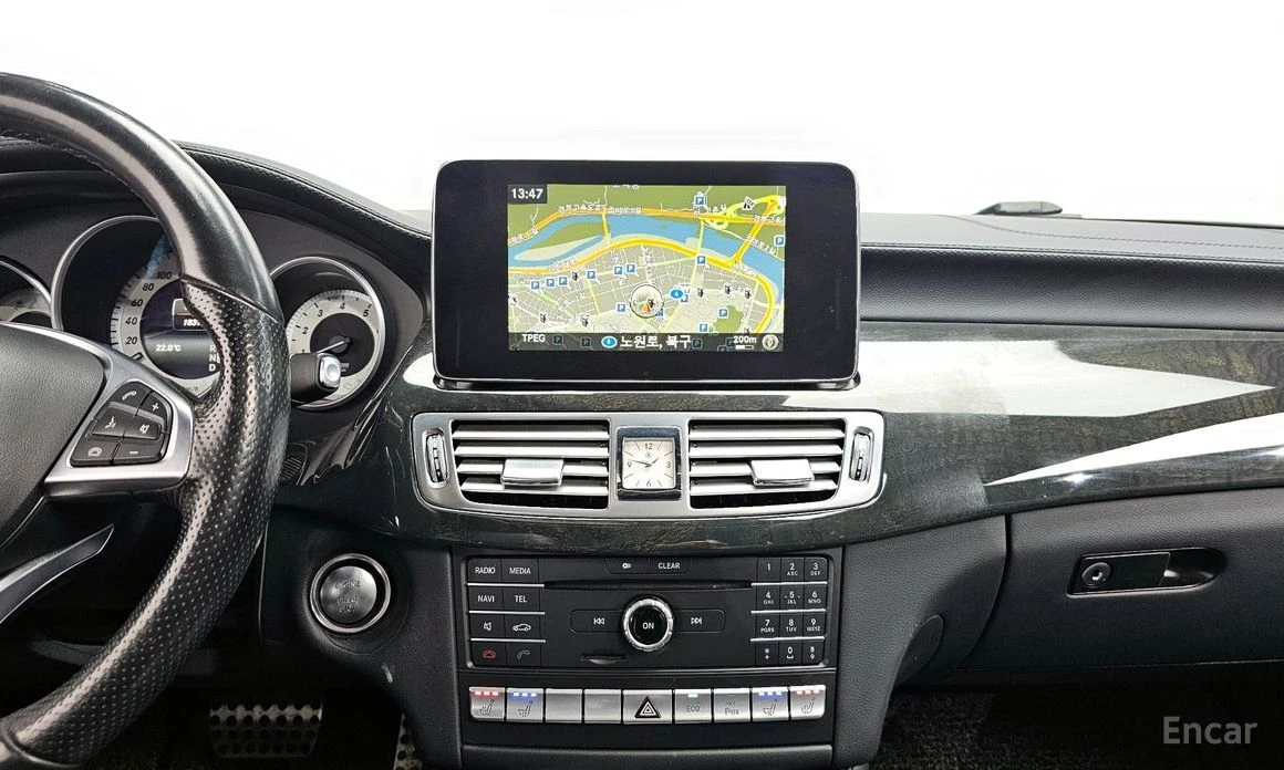 Mercedes-Benz CLS 400 AMG PACK* НАВИ* Кейлес* Park Assist* Обдухване* Па, снимка 14 - Автомобили и джипове - 54059939