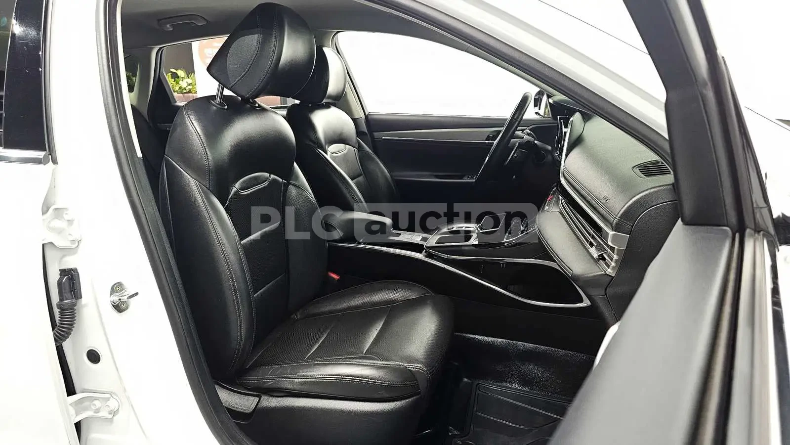 Hyundai Grandeur | Mobile.bg � ����������� 10