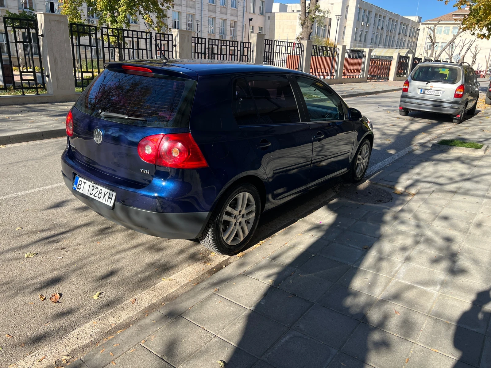 VW Golf, снимка 5 - Автомобили и джипове - 54371440