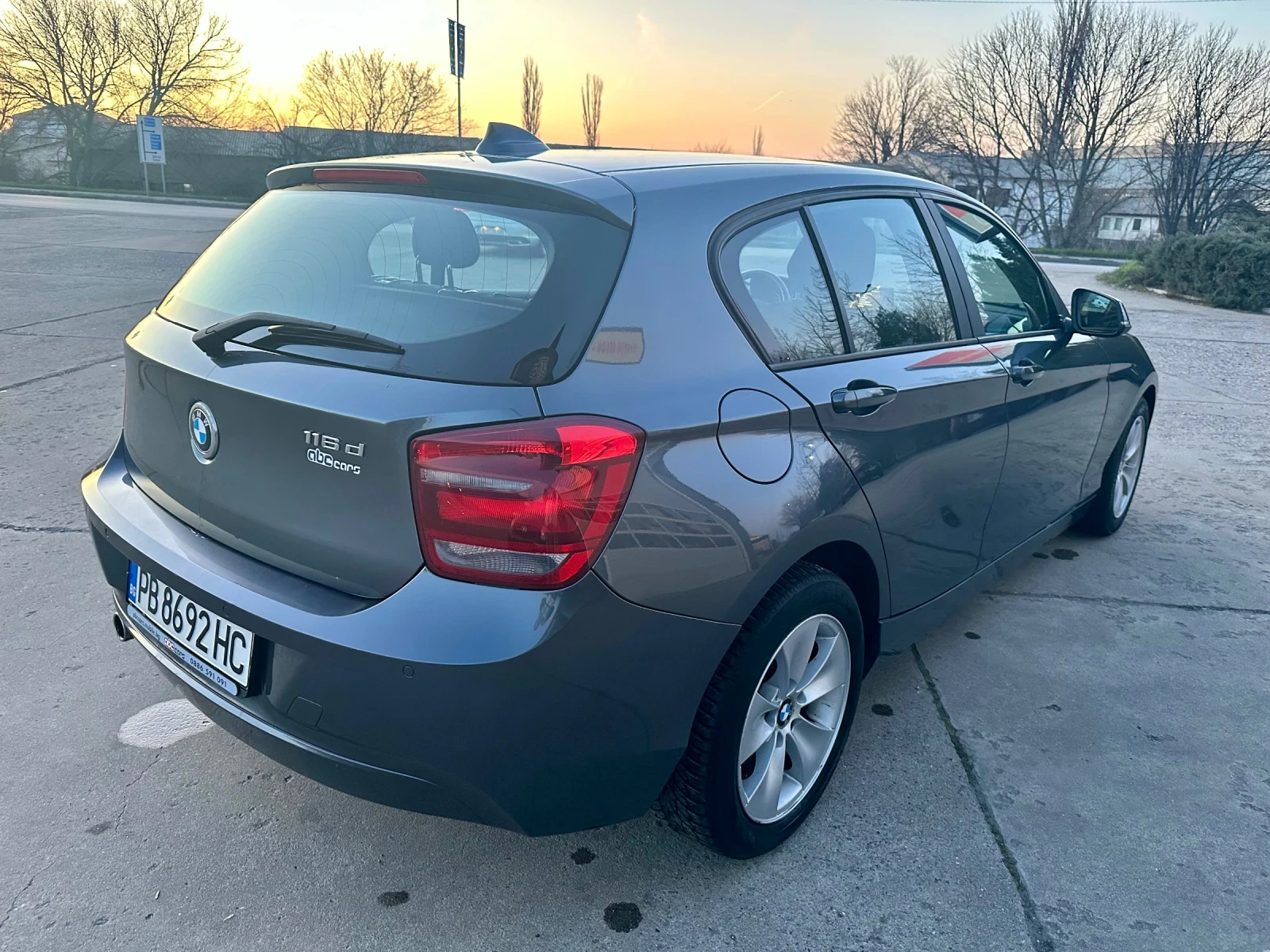 BMW 116 2.0 ПРОМО, снимка 4 - Автомобили и джипове - 54446484
