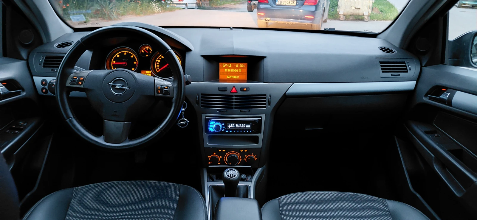 Opel Astra 1.7 CDTI ISUZU, снимка 10 - Автомобили и джипове - 54818413