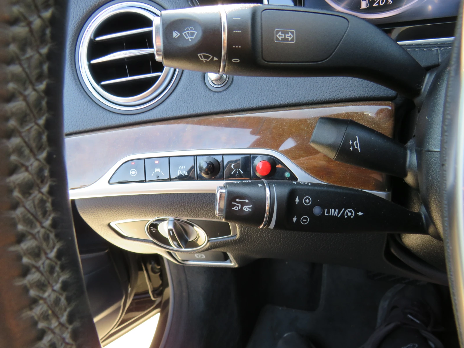 Mercedes-Benz S 500 FULL 6.3 AMG PACK 4X4 TV NIGHT VISION 360 KEYLESS, снимка 14 - Автомобили и джипове - 54835795