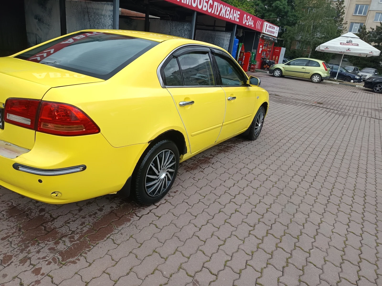 Kia Magentis 2.0 бензин метанов инжекцион. Автоматик, снимка 5 - Автомобили и джипове - 54975323