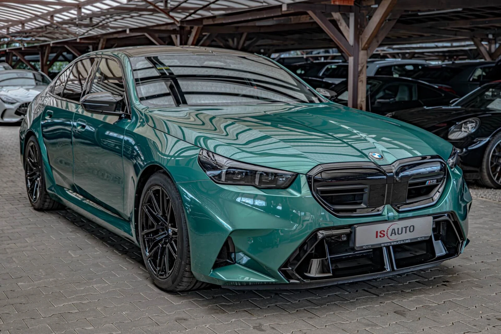 BMW M5 4.4 Plug-in Hybrid/Bower/HuD/Обдухване/Керамика/Ка, снимка 2 - Автомобили и джипове - 55078910