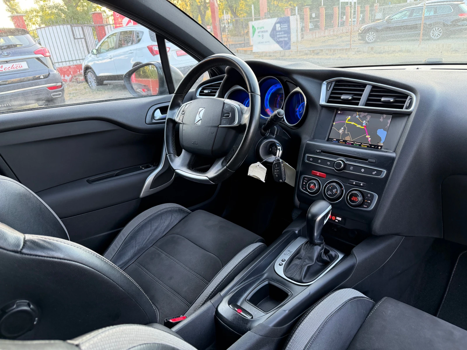 DS DS 4 1.6hdi 120к.с Business, снимка 12 - Автомобили и джипове - 55619080