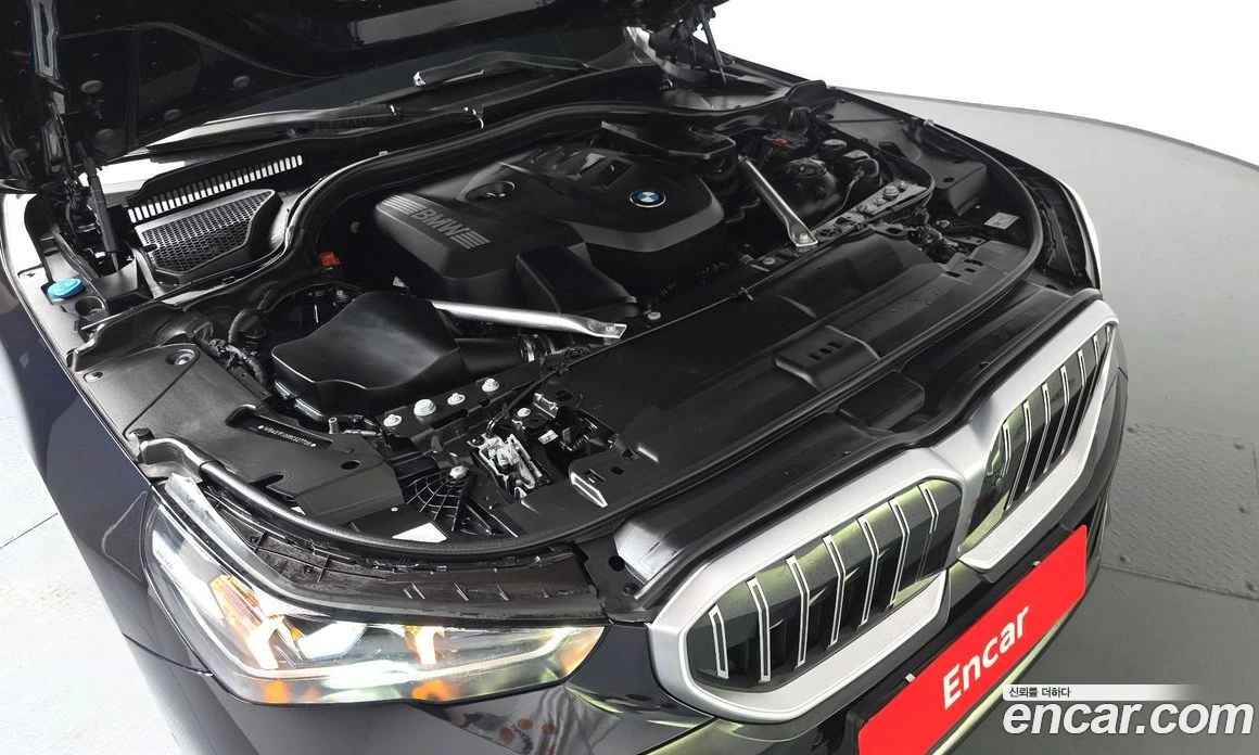 BMW 530 530i xDrive M Sport, снимка 6 - Автомобили и джипове - 56157026