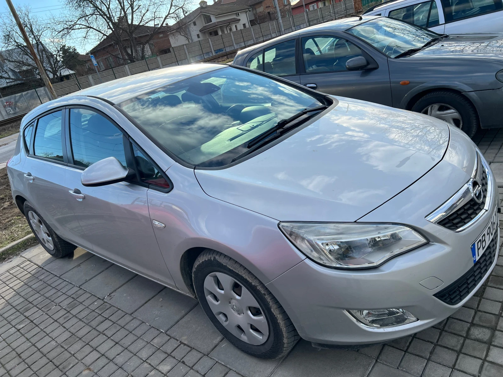 Opel Astra, снимка 2 - Автомобили и джипове - 56465986