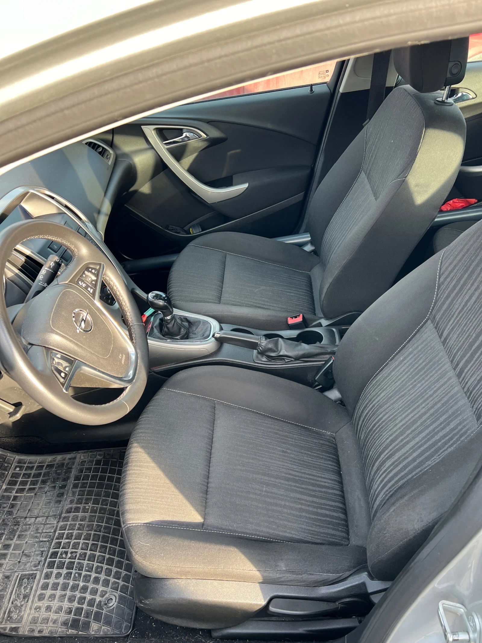 Opel Astra, снимка 7 - Автомобили и джипове - 56465986