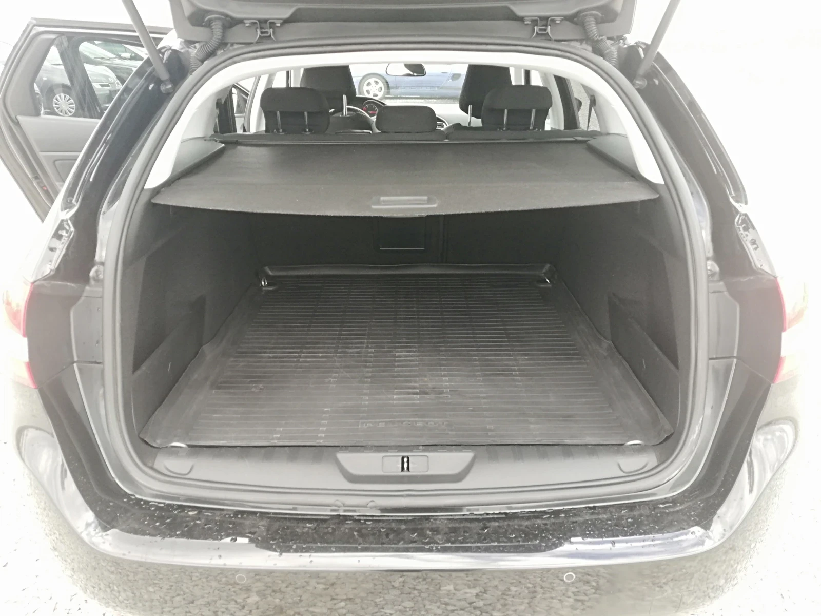 Peugeot 308 1.2i kli navi itali | Mobile.bg � ����������� 11