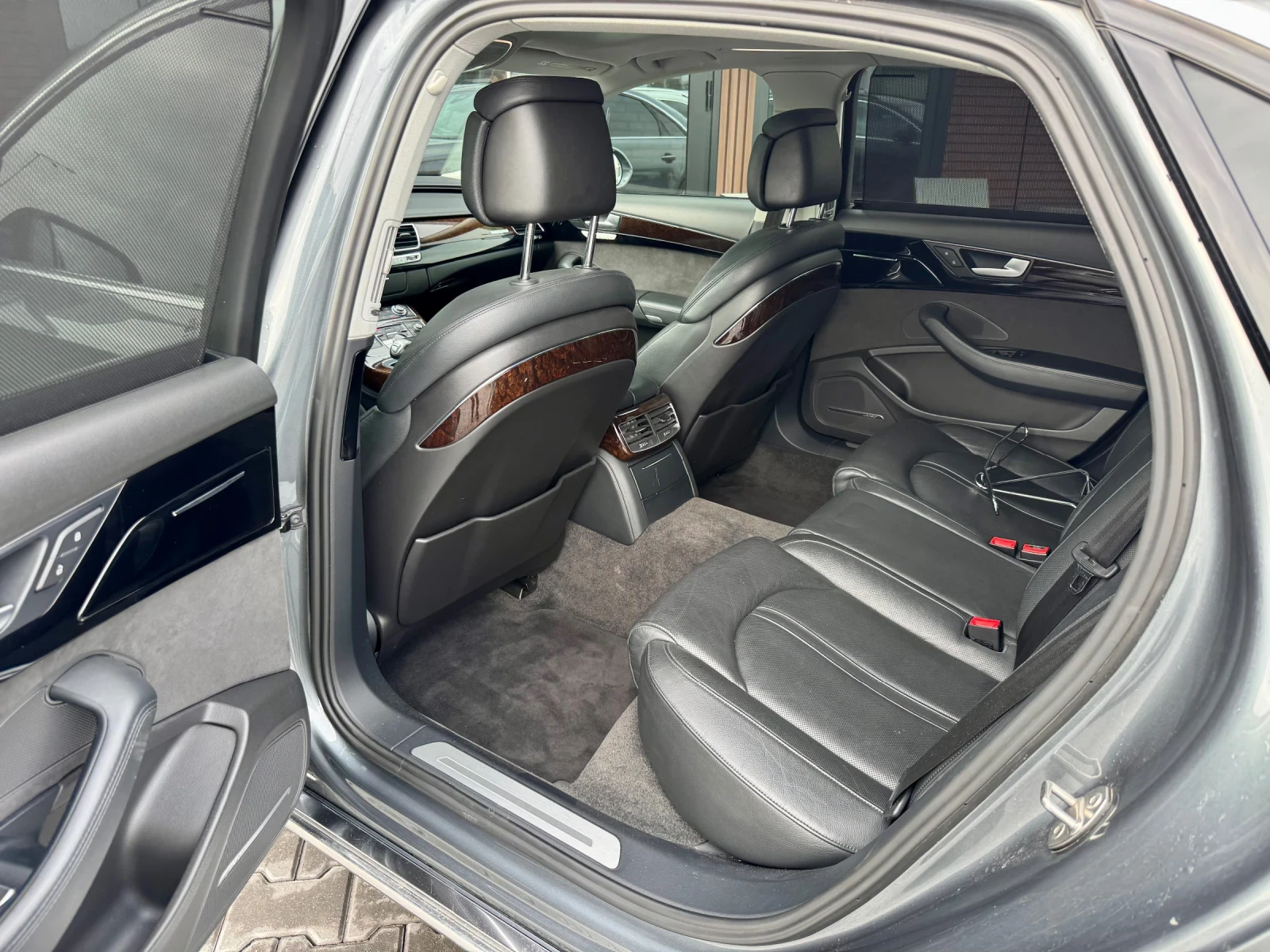 Audi A8 Matrix* Bose* Head Up* Лизинг, снимка 9 - Автомобили и джипове - 56734728