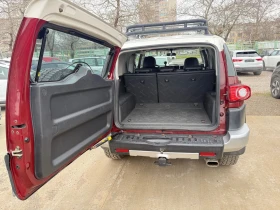 Toyota Fj cruiser 4х4* ЛЕБЕДКА* АВТОМАТ* РОЛБАР* УНИКАЛНА, снимка 15