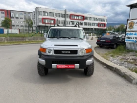 Toyota Fj cruiser 4.0 4х4 Ръчни Скорости , снимка 3